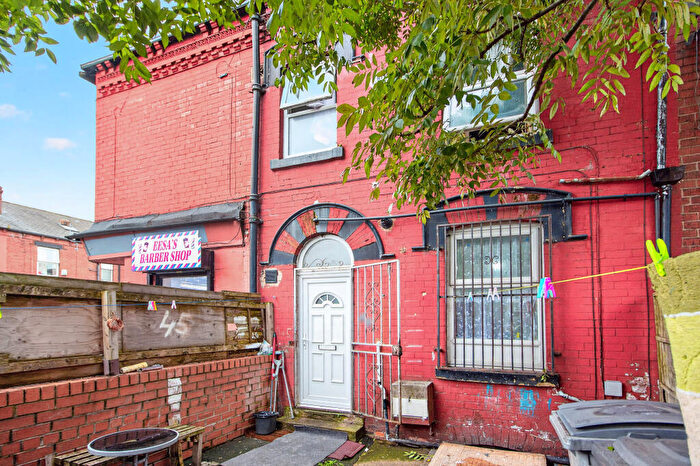 3 Bedroom Terraced House For Sale In Seaforth Avenue, Leeds, LS9