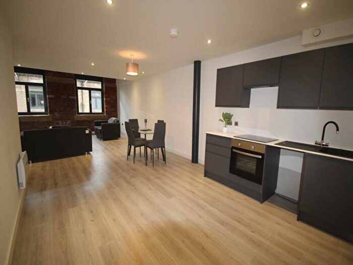 2 Bedroom Apartment To Rent In Conditioning House, Cape Street, Bradford, BD1