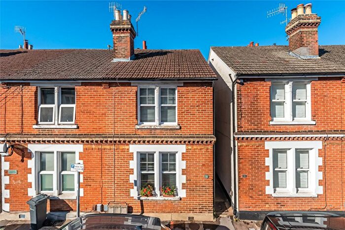 2 Bedroom Semi-Detached House For Sale In Guildford, Surrey, GU1