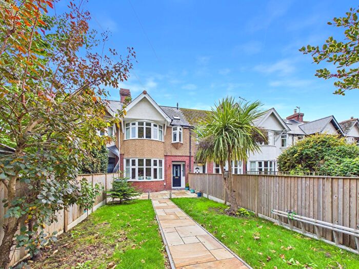 4 Bedroom Terraced House For Sale In Hospital Hill, Hythe, Kent, CT21