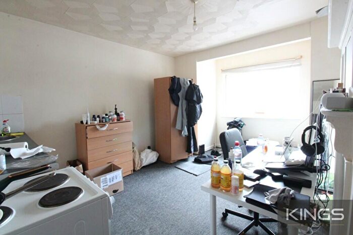 1 Bedroom Flat To Rent In Broadlands Road, Southampton, SO17