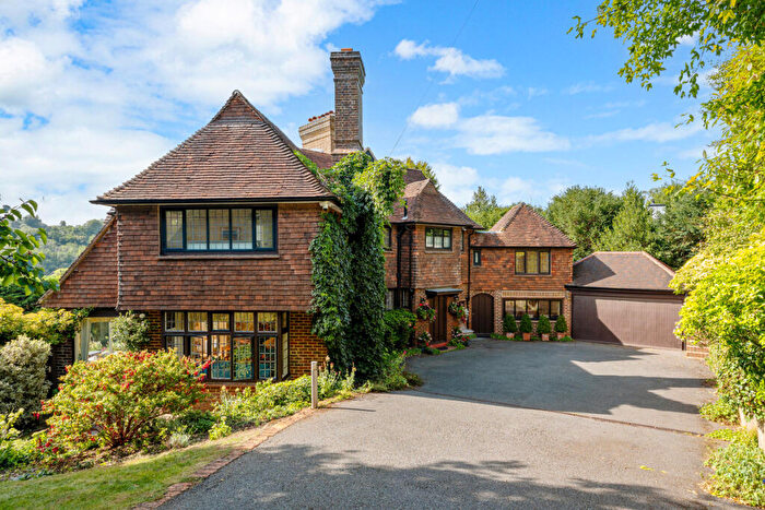 6 Bedroom Detached House For Sale In Harestone Hill, Caterham, CR3