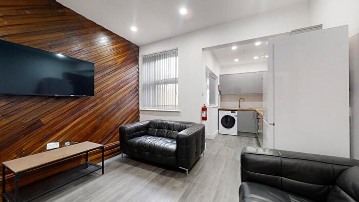4 Bedroom House To Rent In Shoreham Street, Highfield, Sheffield, S1