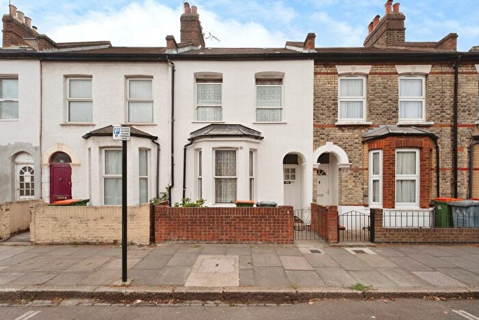 3 Bedroom Terraced House For Sale In Keogh Road, London, E15