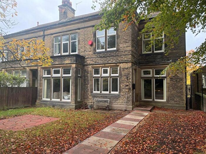 6 Bedroom Semi-Detached House For Sale In Edgerton Road, Edgerton, Huddersfield, HD3