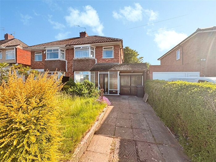 3 Bedroom Semi-Detached House To Rent In Coniston Road, Wolverhampton, West Midlands, WV6