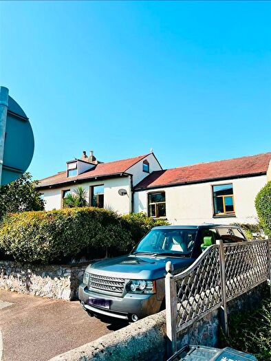 6 Bedroom Semi-Detached House For Sale In Trinity Road, Exmouth, EX8