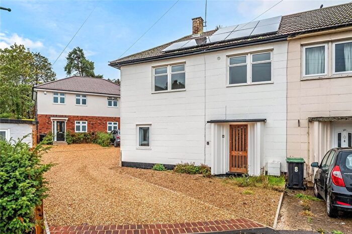 3 Bedroom Semi-Detached House To Rent In Bullfinch Close, Sevenoaks, Kent, TN13