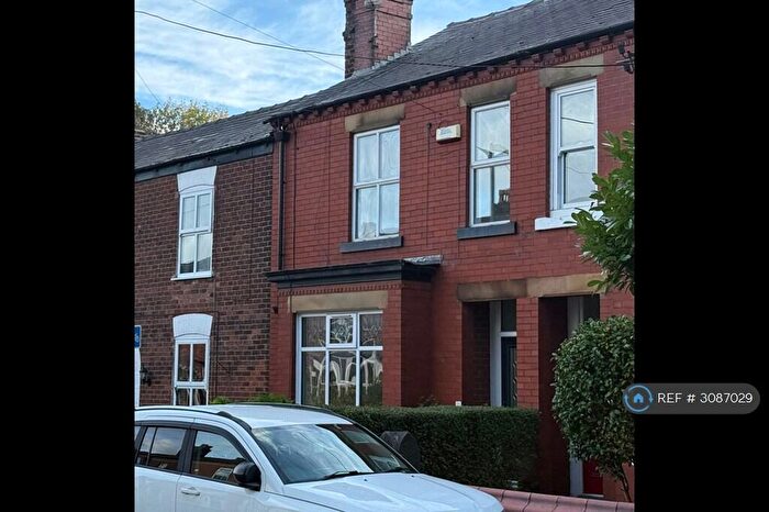 3 Bedroom Terraced House To Rent In Hazelhurst Road, Manchester, M28