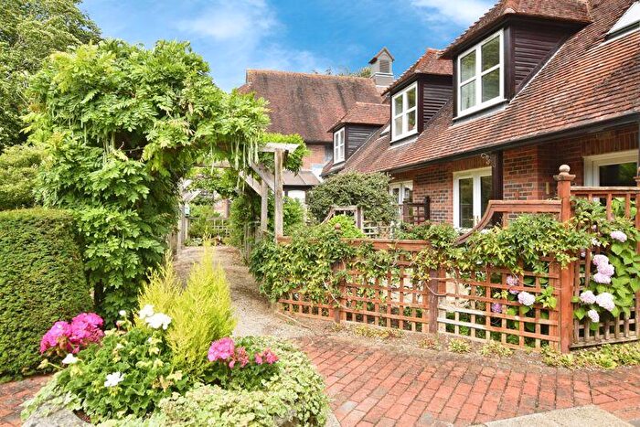 2 Bedroom Retirement Property For Sale In Earls Manor Court, Winterbourne Earls ***Auction***, SP4