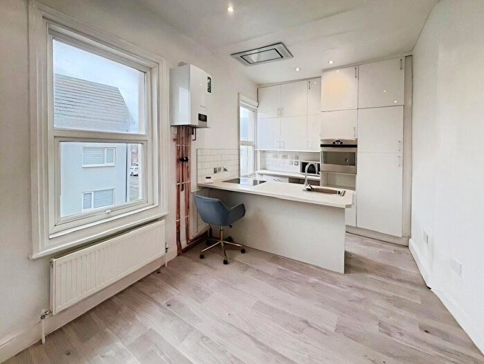 2 Bedroom Apartment To Rent In Princess Street, Blackpool, Lancashire, FY1