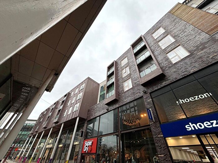 1 Bedroom Apartment For Sale In South Street, Bury, BL9