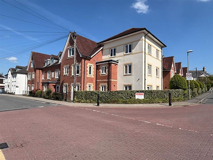 1 Bedroom Flat For Sale In Newbury, Gillingham, SP8