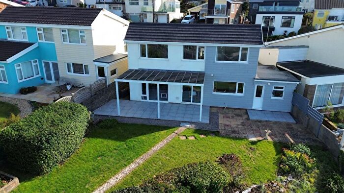 4 Bedroom Detached House For Sale In Somerset View, Ogmore-By-Sea, CF32