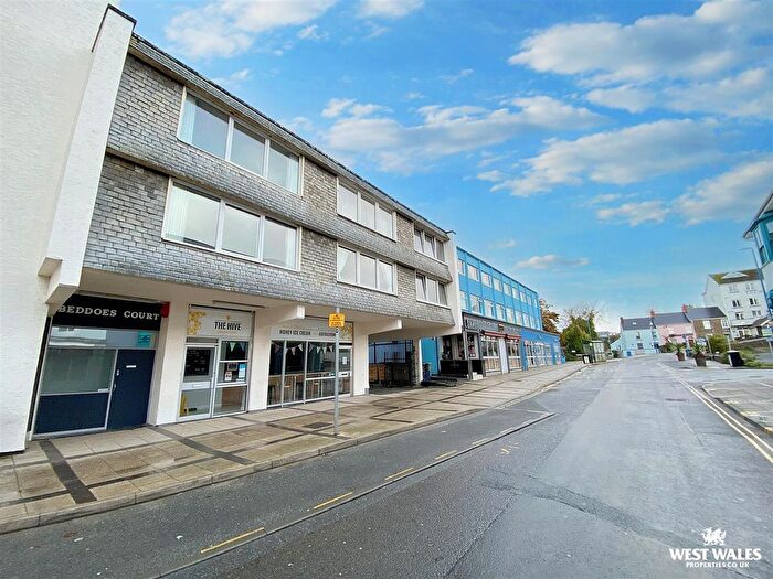 2 Bedroom Flat For Sale In Milford Street, Saundersfoot, SA69