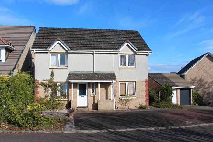 4 Bedroom Detached House For Sale In Brodick Gardens, Dunfermline, KY11