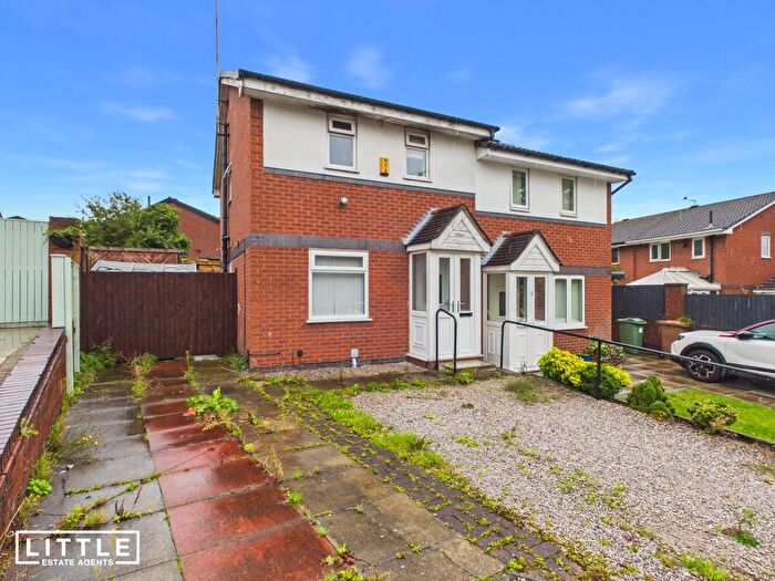 3 Bedroom Semi-Detached House For Sale In Cranberry Close, St. Helens, WA10