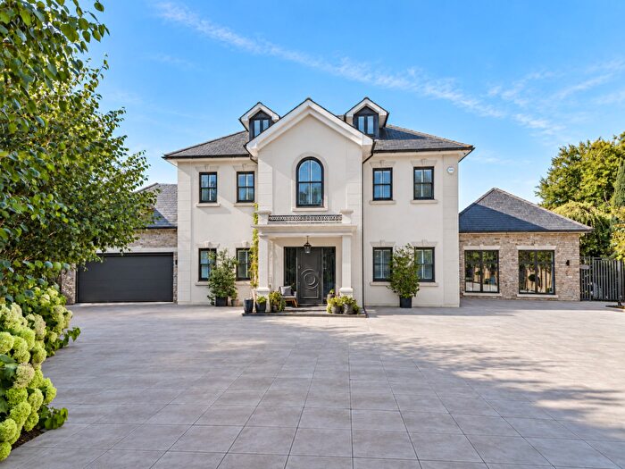 7 Bedroom Detached House For Sale In Benfleet Close, Cobham, KT11