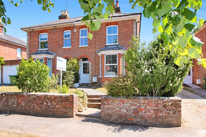 4 Bedroom Semi-Detached House For Sale In Ashford Road, Tenterden, TN30