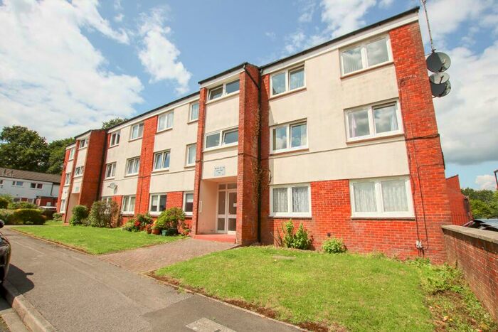1 Bedroom Flat For Sale In Lease Extended To Years - Lewis Silkin Way, Southampton, SO16