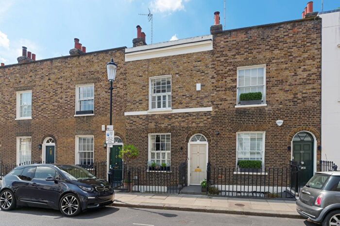 2 Bedroom Terraced House For Sale In Bourne Street, Belgravia, London, SW1W