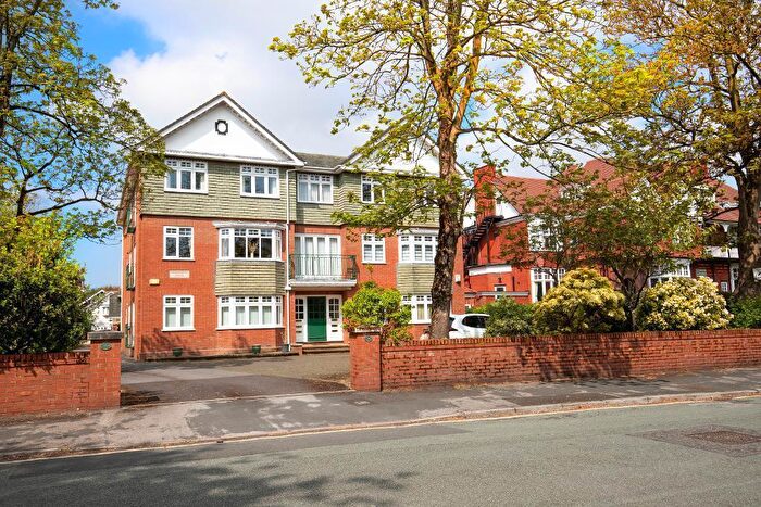 2 Bedroom Apartment For Sale In Trafalgar Road, Birkdale, Southport, PR8