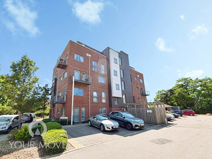 3 Bedroom Penthouse To Rent In Stones Avenue, Dartford, Kent, DA1