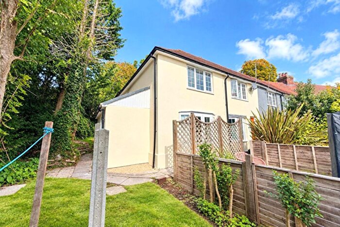 3 Bedroom End Of Terrace House To Rent In Tilmore Road, Petersfield, Hampshire, GU32