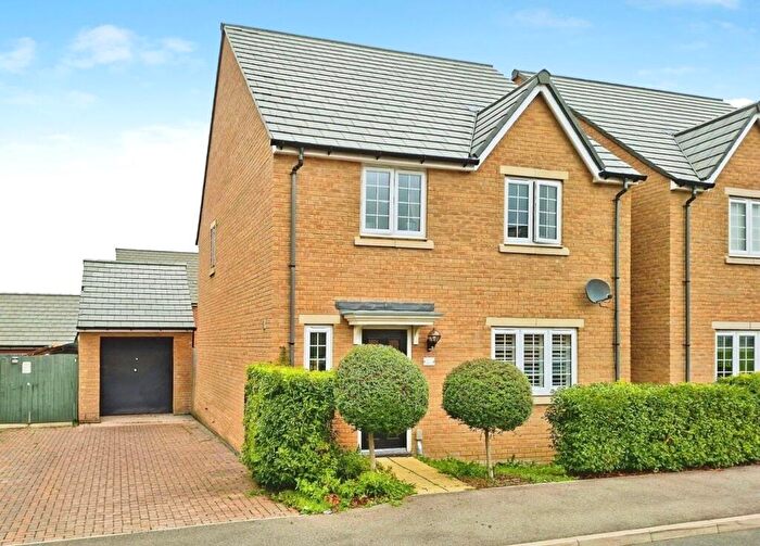 4 Bedroom Detached House For Sale In Brewton Drive, Deeping St. James, Peterborough, PE6