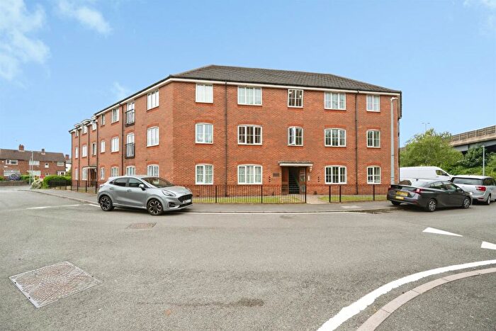 2 Bedroom Apartment For Sale In Ashwood Close, Oldbury, B69