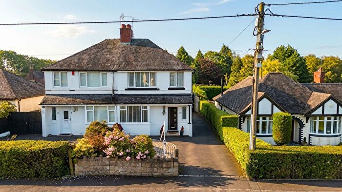 3 Bedroom Semi-Detached House For Sale In Birkholme Drive, Stoke-On-Trent, ST3