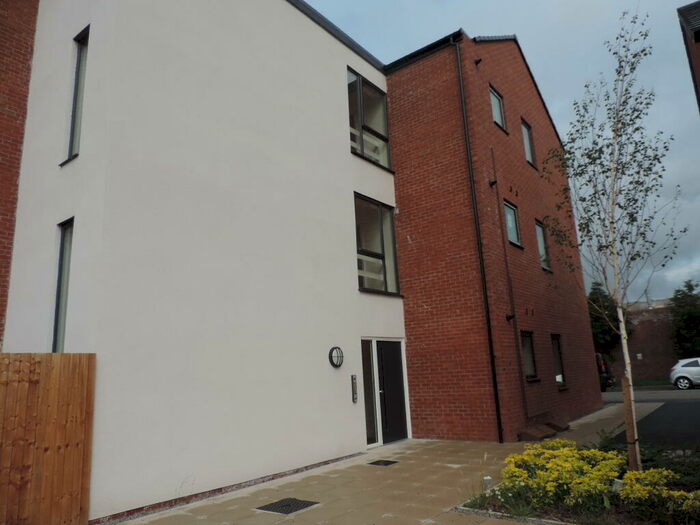 1 Bedroom Apartment To Rent In Fellows Drive, Burton, DE14