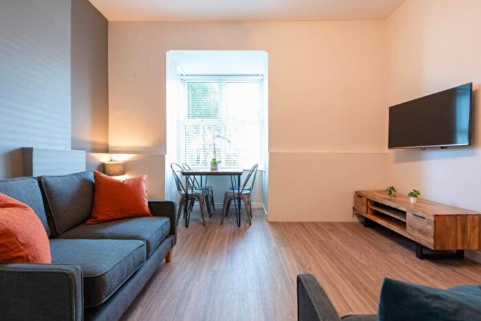 4 Bedroom Terraced House To Rent In Chillingham Road, Newcastle, NE6