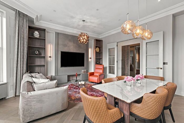 2 Bedroom Flat To Rent In Colville Houses, Talbot Road, W11