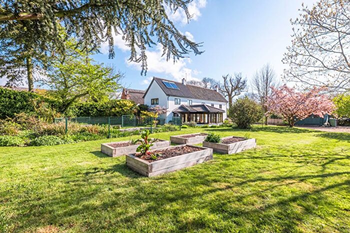 3 Bedroom Detached House For Sale In Church Road, Lingwood, Norwich, NR13
