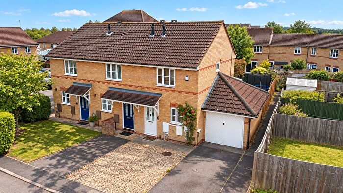 2 Bedroom End Of Terrace House For Sale In Ampleforth, Monkston, Milton Keynes, MK10