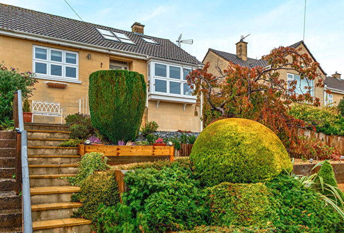 3 Bedroom Bungalow For Sale In Purlewent Drive, Bath, Somerset, BA1