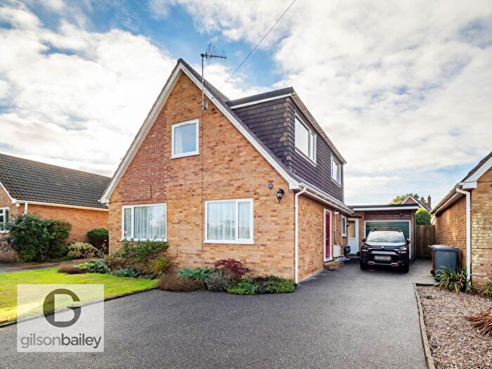 4 Bedroom Chalet For Sale In Harker Way, Blofield Heath, NR13