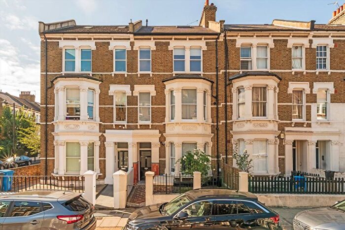 2 Bedroom Flat For Sale In Saltram Crescent, Maida Vale, W9