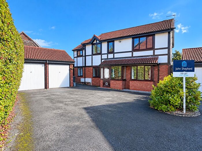 5 Bedroom Detached House To Rent In Merrington Close, Solihull, West Midlands, B91