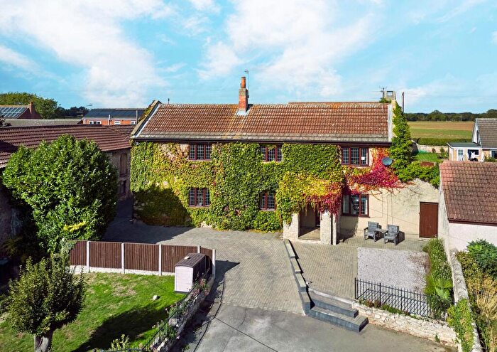 5 Bedroom Detached House For Sale In Lyndhurst Farm, Norton, DN6