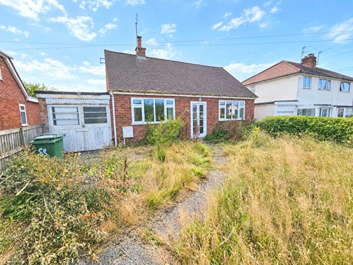 2 Bedroom Bungalow For Sale In Whaley Lane, Irby, Wirral, CH61
