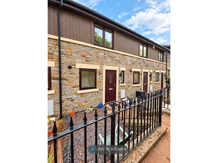 4 Bedroom Terraced House To Rent In Vanbrugh Lane, Bristol, BS16
