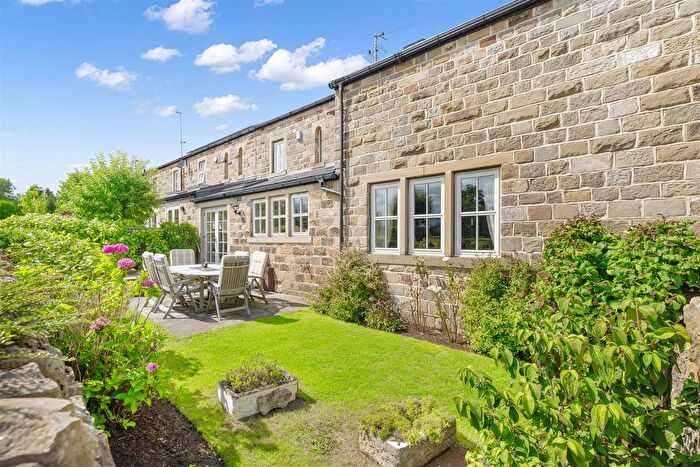 4 Bedroom Property For Sale In Weirside, Burley In Wharfedale, Ilkley, LS29
