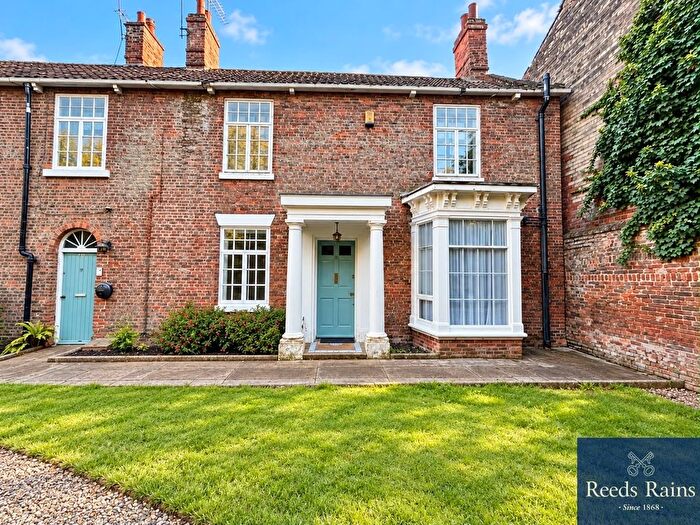 1 Bedroom Flat To Rent In Cottingham Road, Hull, East Riding Of Yorkshi, HU5