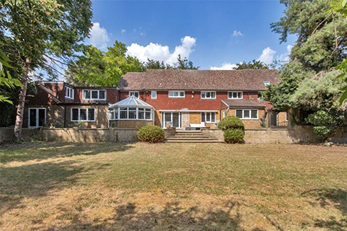 4 Bedroom Detached House For Sale In Green Street Green Road, Darenth, Kent, DA2