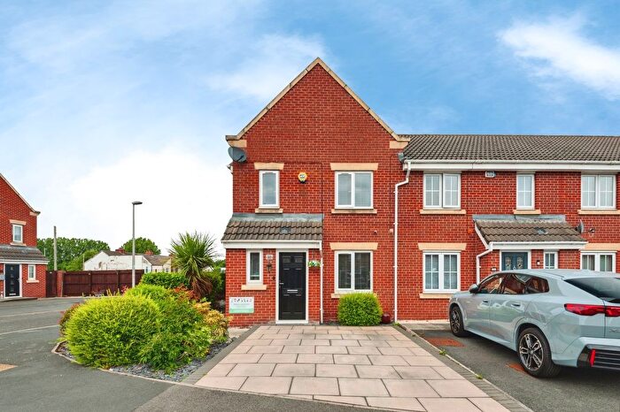 3 Bedroom End Of Terrace House For Sale In Burmarsh Lane, Widnes, Cheshire, WA8