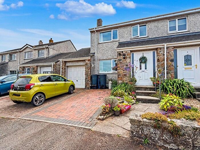 3 Bedroom Semi-Detached House For Sale In Carbis Bay, Excellently Presented Three Bed Home, TR26