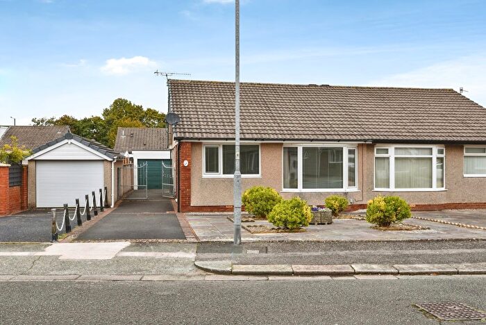 2 Bedroom Bungalow For Sale In Wentworth Crescent, Morecambe, Lancashire, LA3