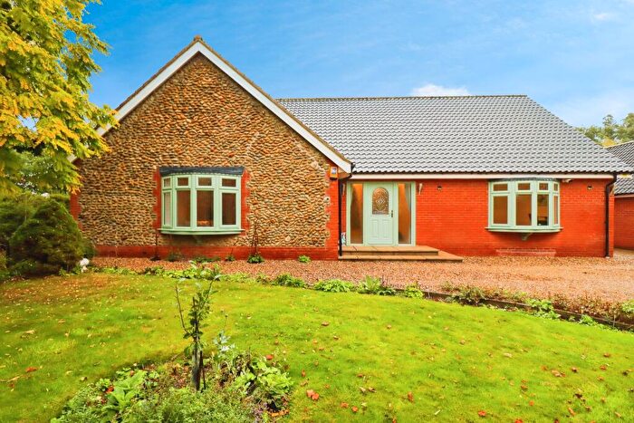 4 Bedroom Detached House For Sale In Harleston Road, Rushall, Diss, IP21
